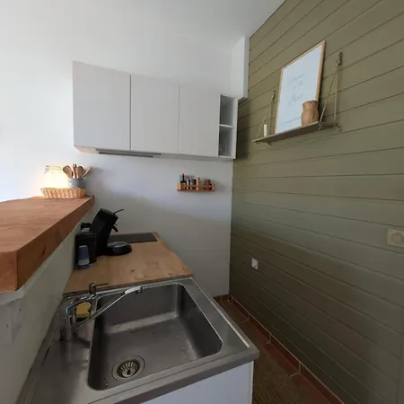 La Sellerie - Small Barn Appartement *